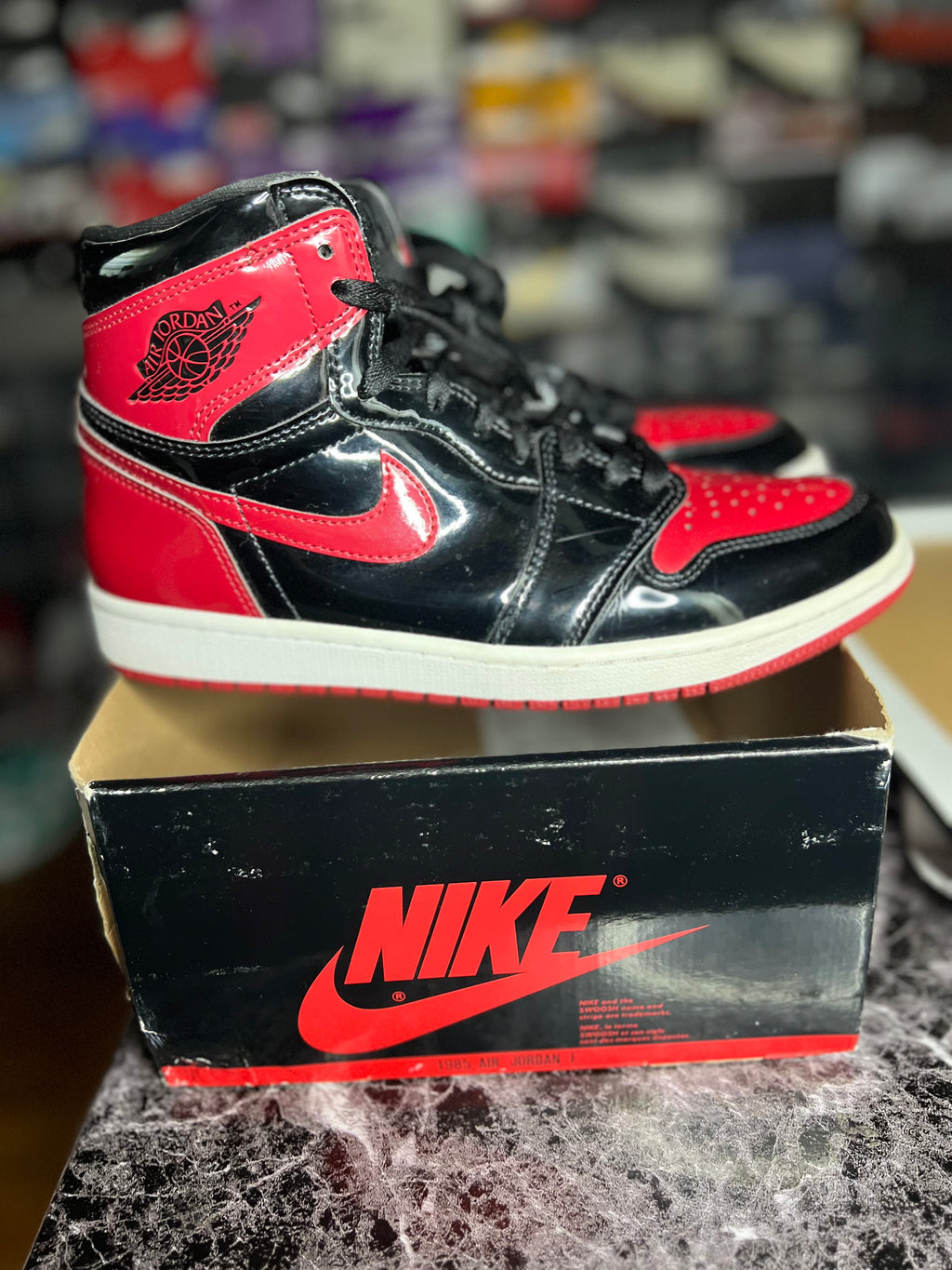 Air Jordan 1 Retro High OG (9.5M) “Patent Bred” *Pre-Loved*