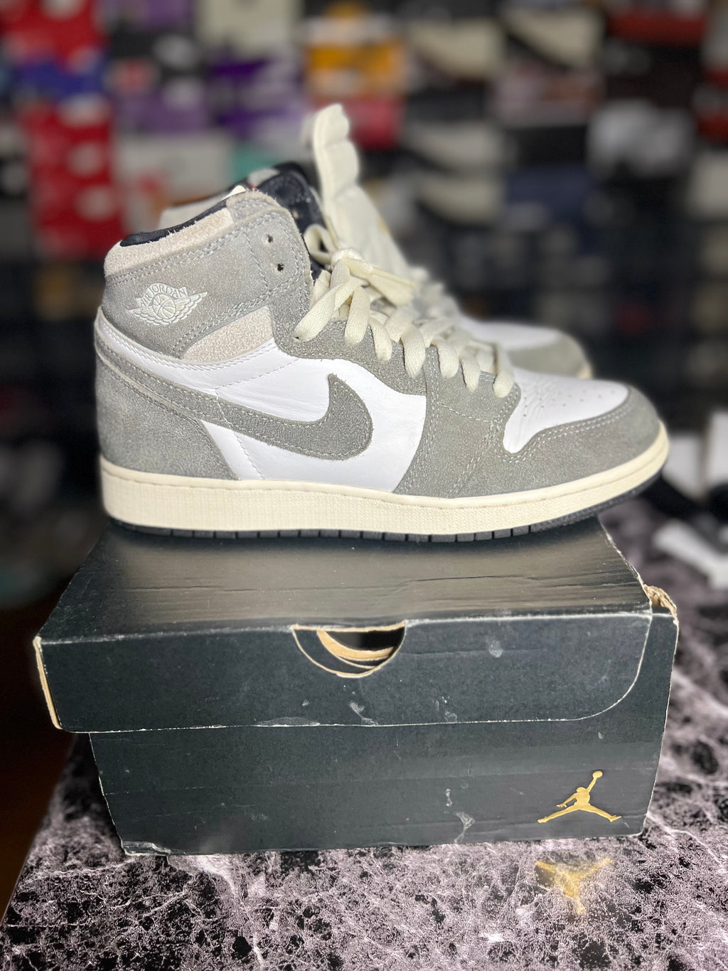 Air Jordan 1 Retro High OG “Washed Black” (GS-7Y) *Pre-Loved*