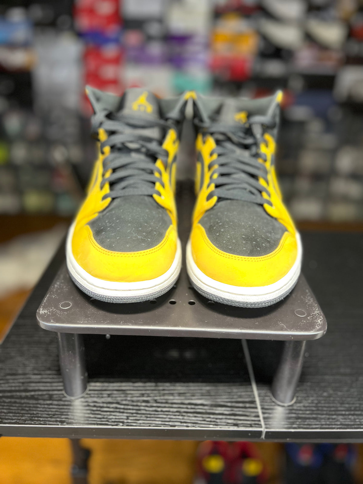 Jordan 1 Mid