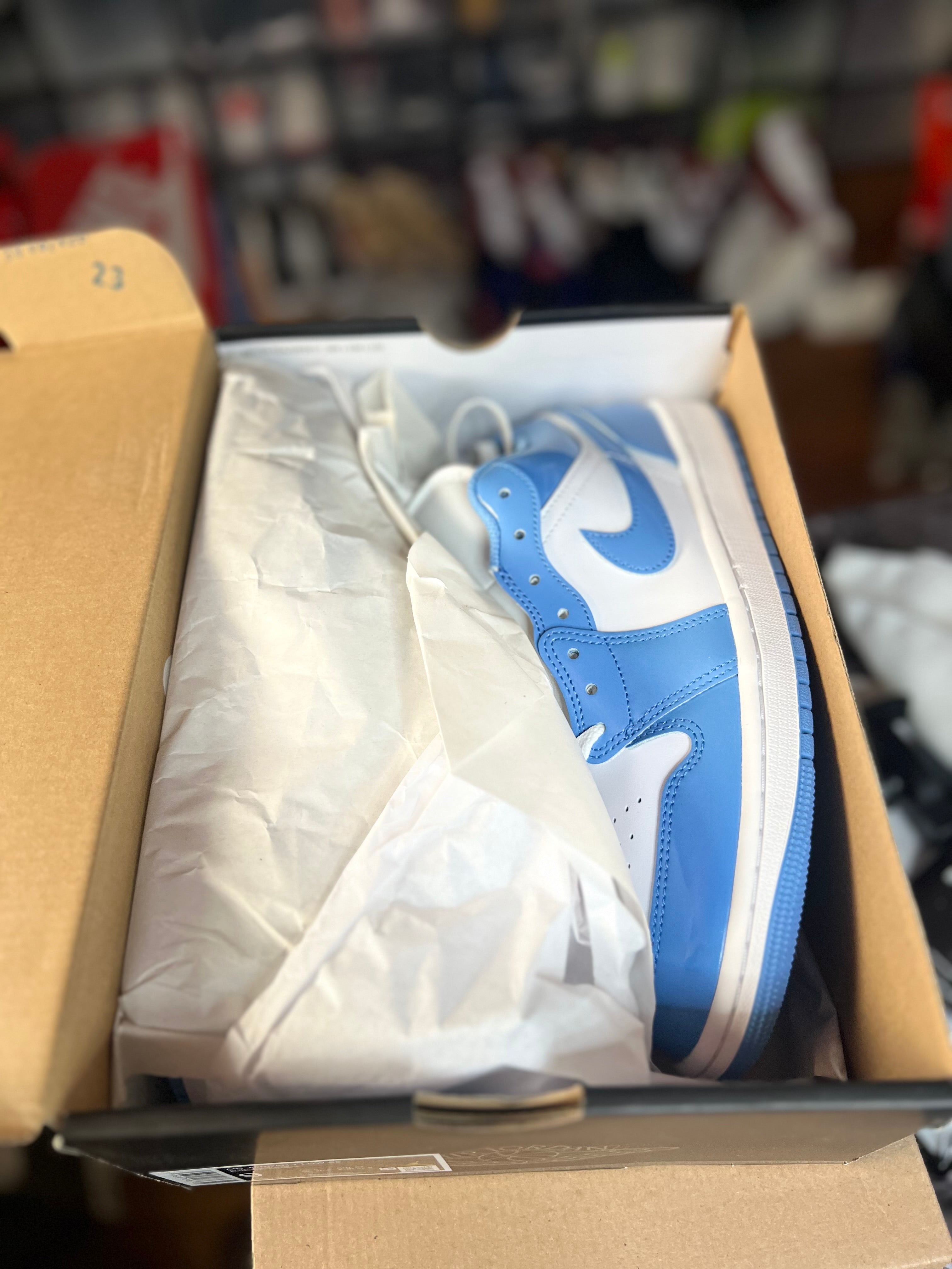 Jordan 1 Low SE "White/Legend Blue" — Size 9 · New