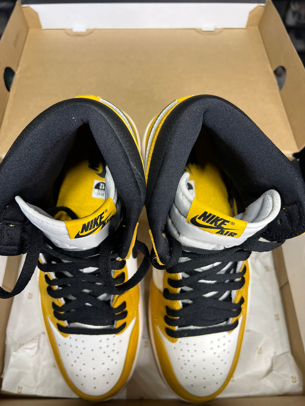 Air Jordan 1 Retro High OG “Yellow Ochre” (12M) *NEW*