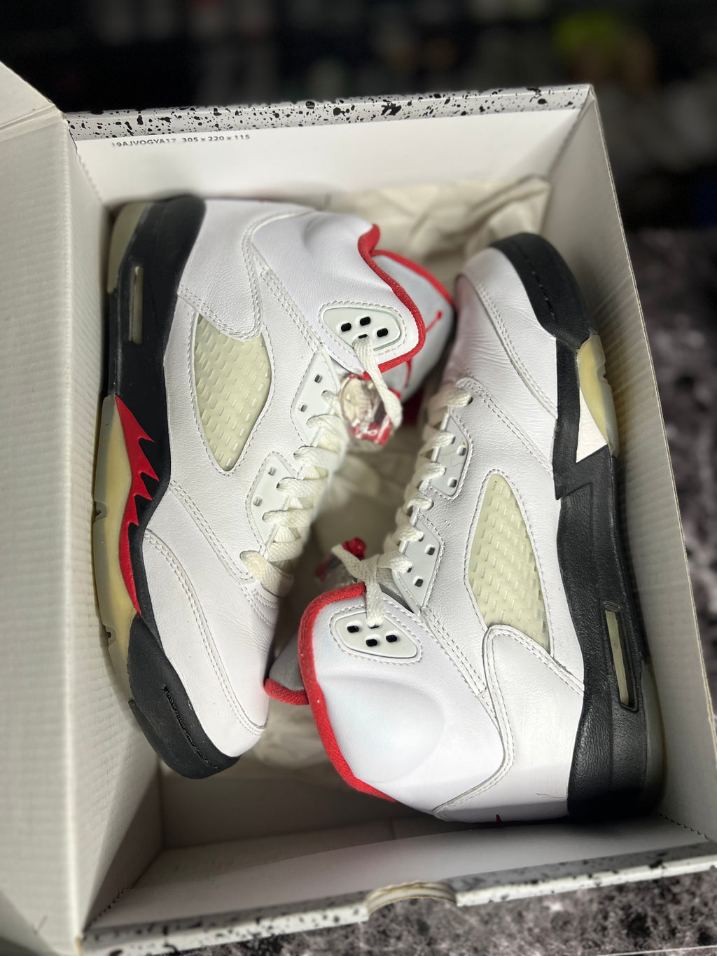 Air Jordan 5 Retro “Fire Red Silver Tongue” (GS -6Y) *Pre-Loved*