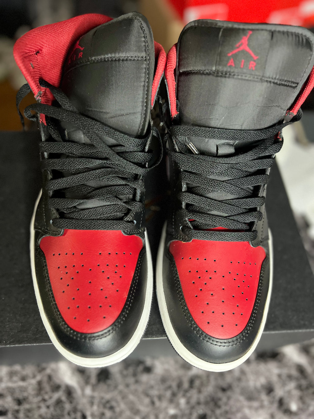 Air Jordan 1 Mid "Bred Twist" 11M *Pre-Loved*