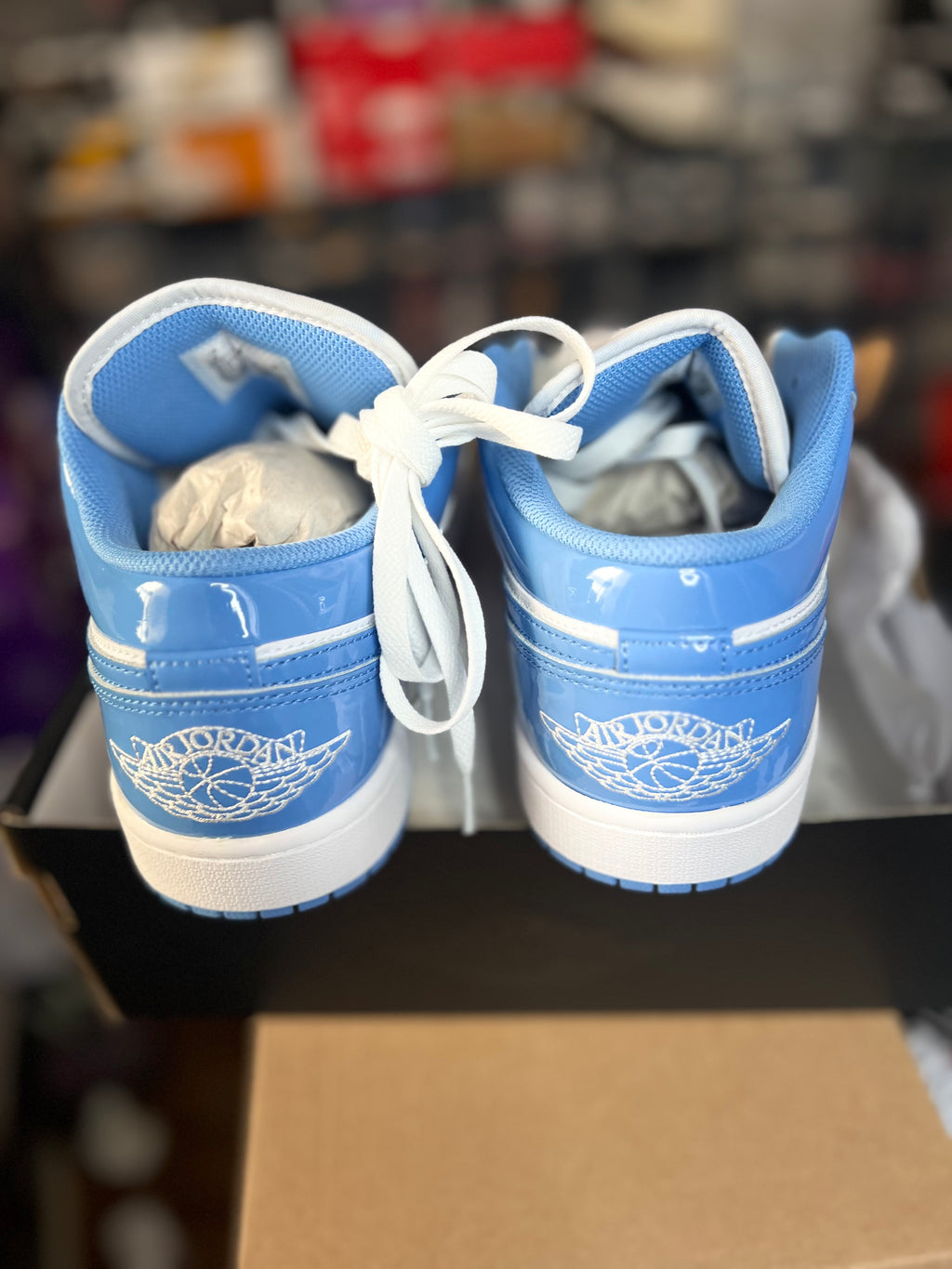 Jordan 1 Low SE "White/Legend Blue" — Size 9 · New