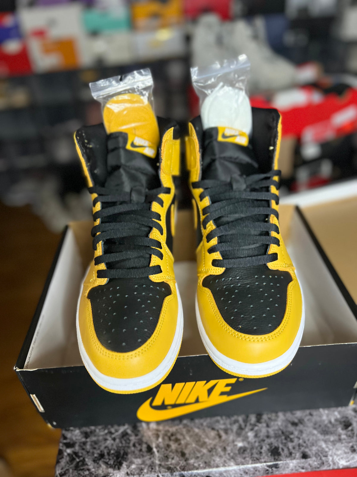 Jordan 1 Retro High OG “Pollen” 11.5M *NEW*