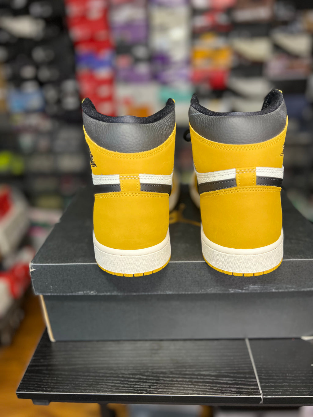 Air Jordan 1 Retro High OG “Yellow Ochre” (12M) *NEW*