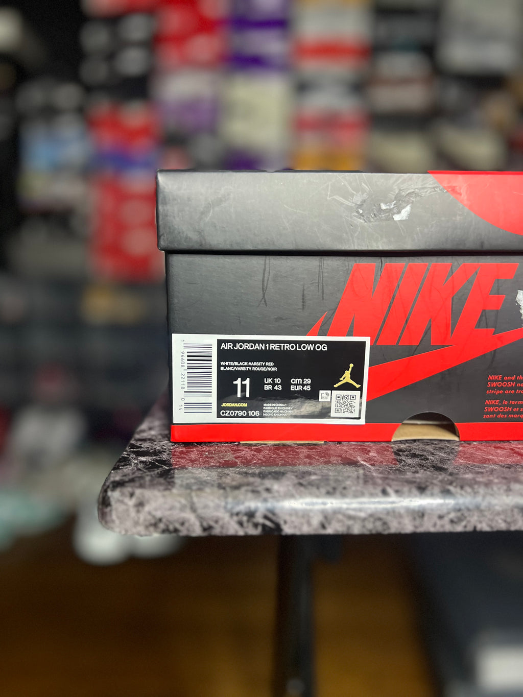 Air Jordan 1 Retro Low OG (11M) *Pre-Loved*