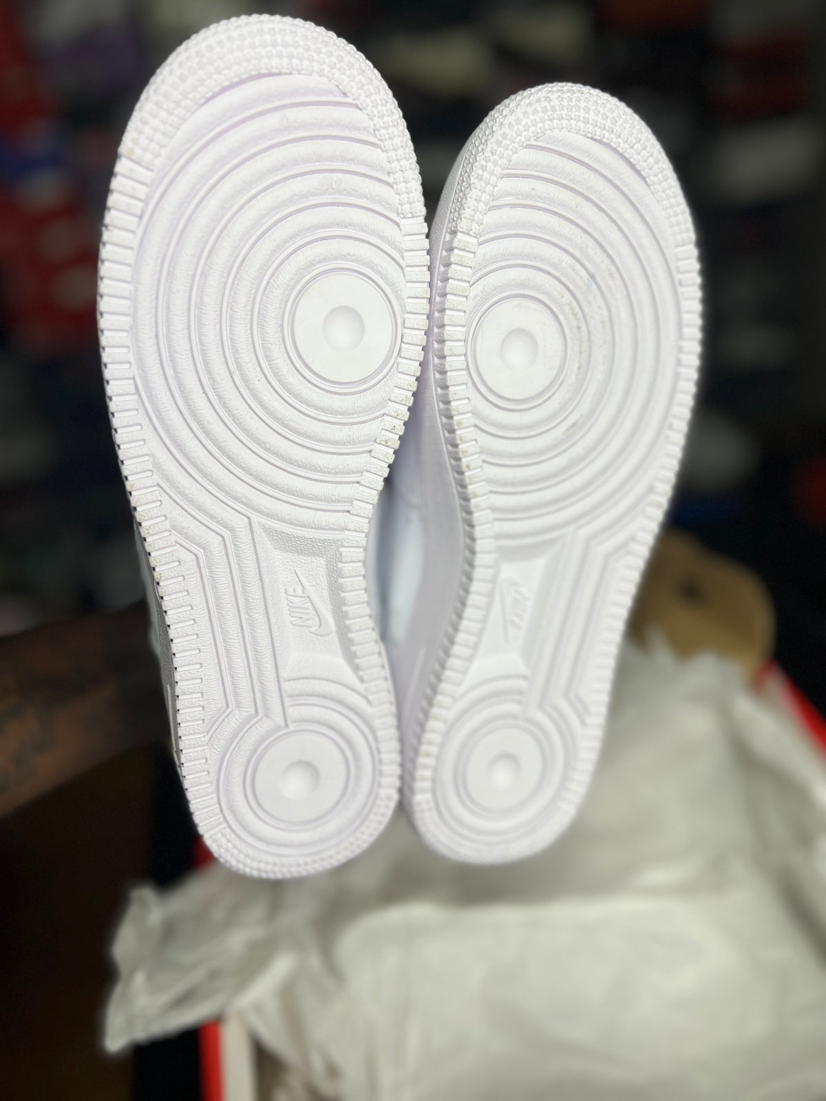 Nike Air Force 1 LE "Tripple White" (6Y) *NEW*