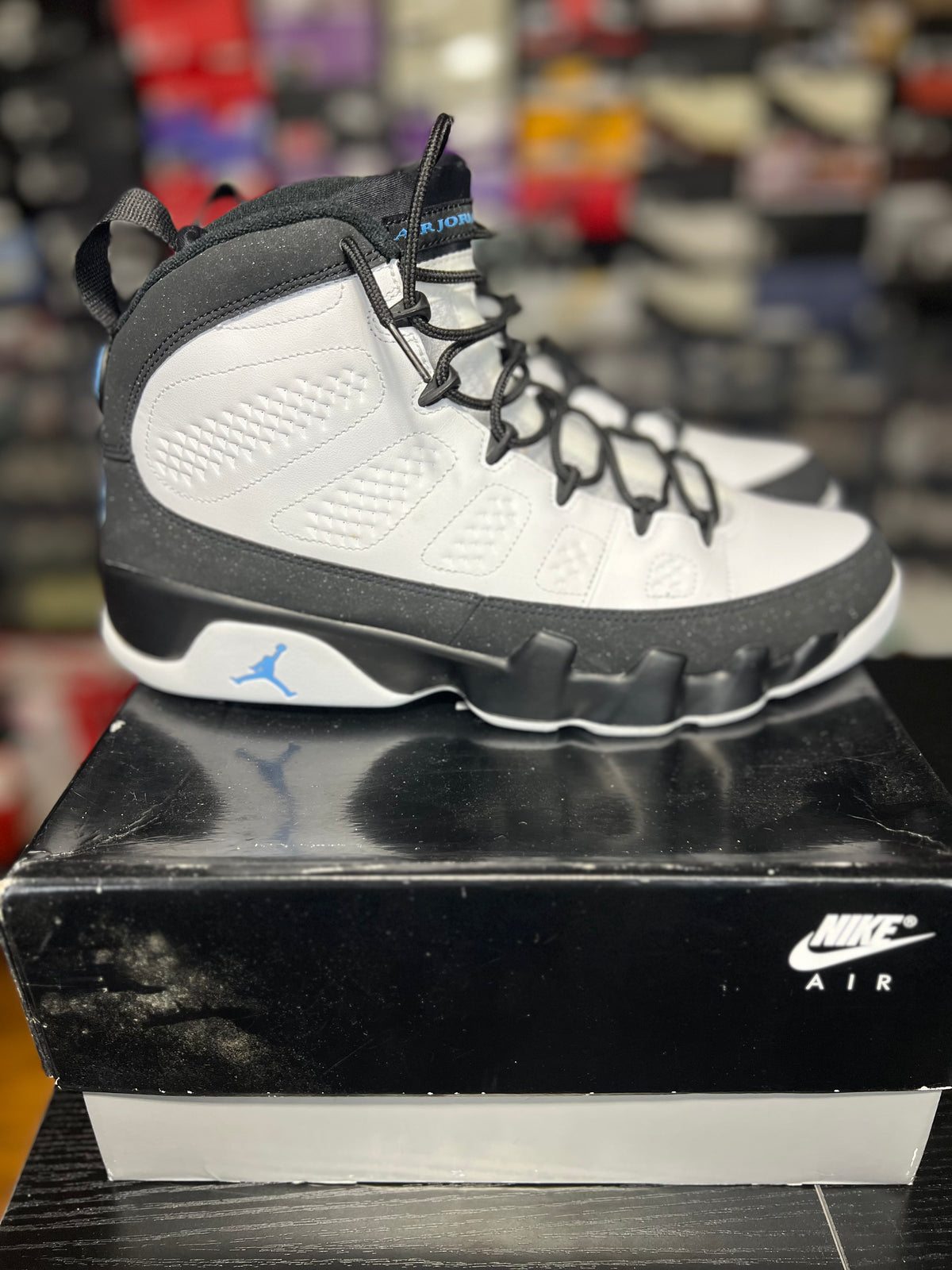 Air Jordan 9 Retro “University Blue” (11.5M) *Pre-Loved*
