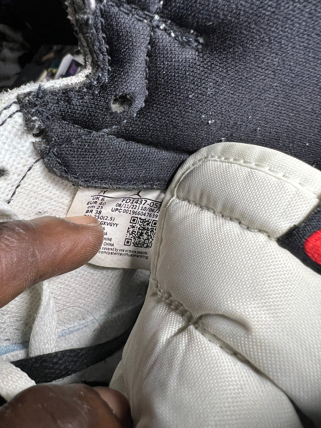 Air Jordan 1 Retro High OG “Washed Black” (GS-7Y) *Pre-Loved*