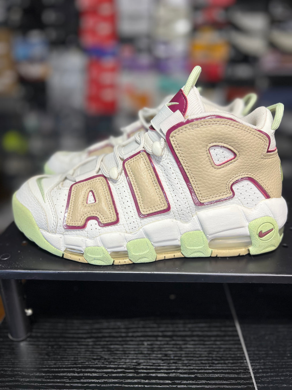 Nike Uptempo