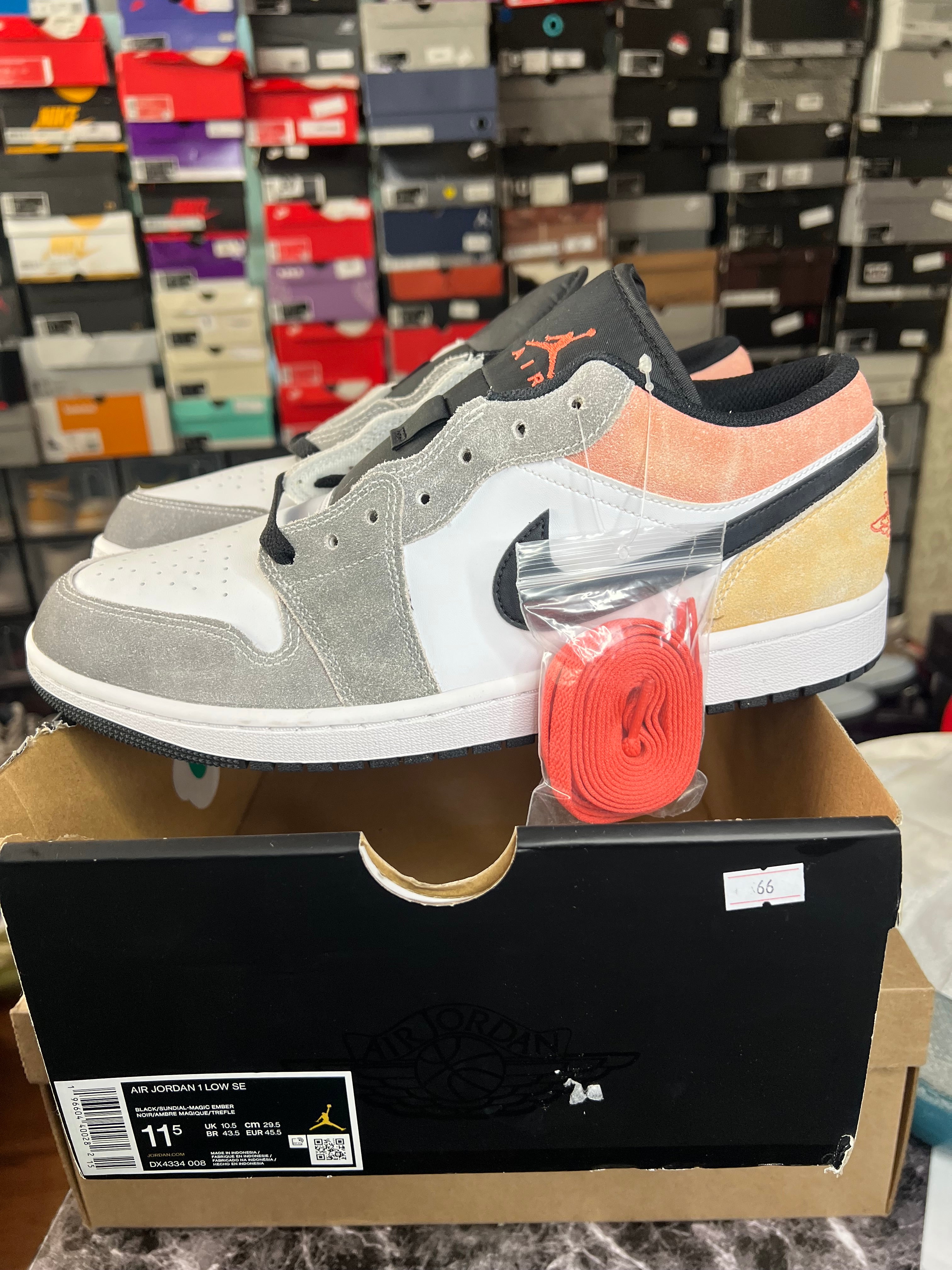 Air Jordan 1 Low SE 'Flight Club' (Style Code: DX4334-008) *New*