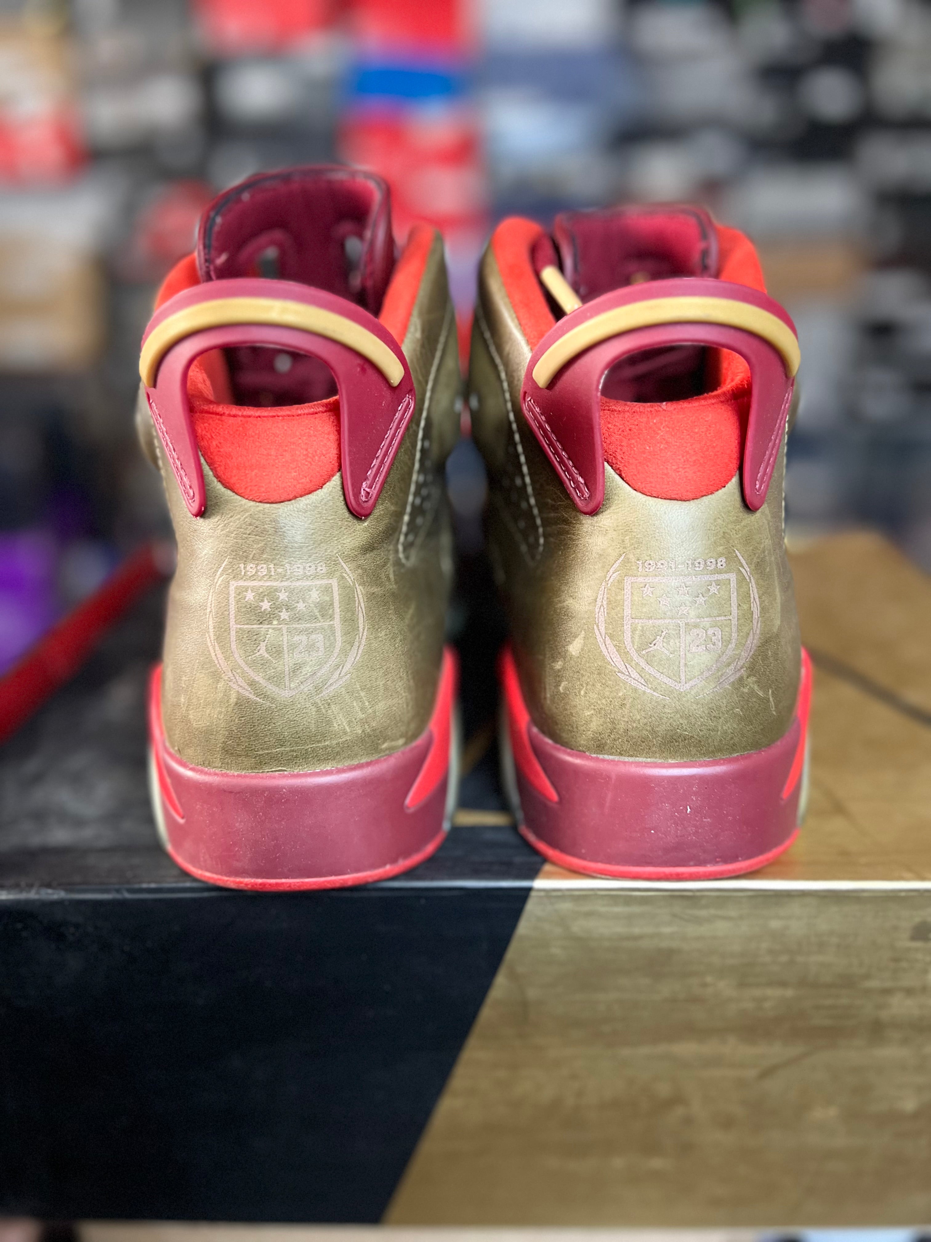 Air Jordan Retro 6 'Cigars' (Style Code: 384664-250)*Pre-Loved*