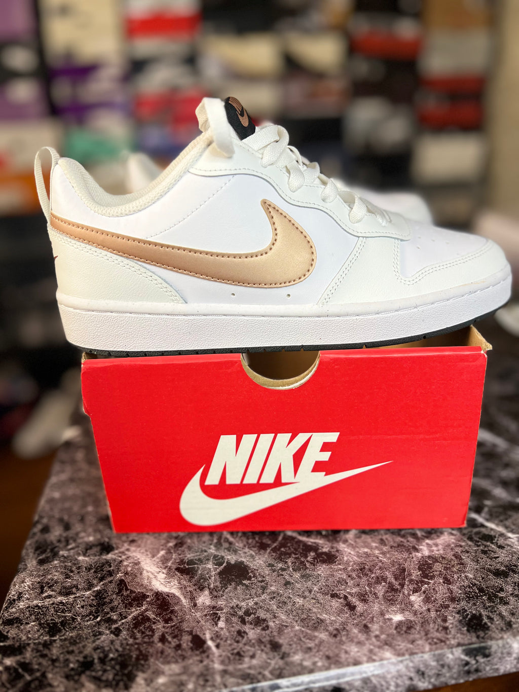 The Nike Court Borough Low 2 (GS) 7Y *NEW* No Lid