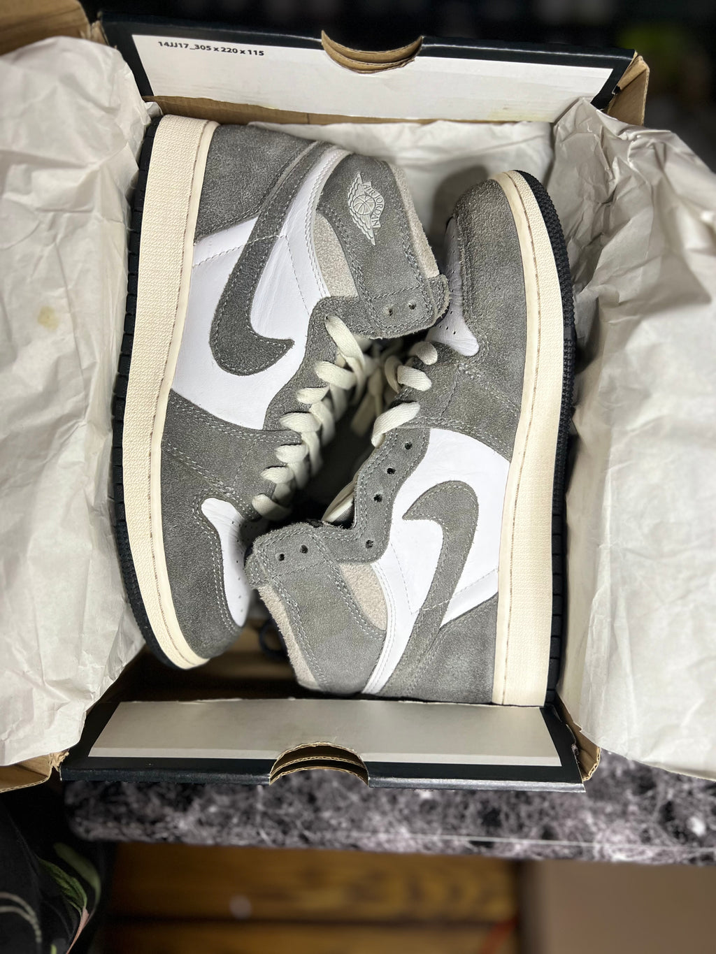 Air Jordan 1 Retro High OG “Washed Black” (GS-7Y) *Pre-Loved*