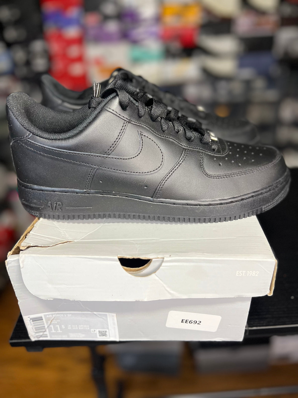Nike Air Force 1 ‘07 “Black” (11.5M) *NEW*