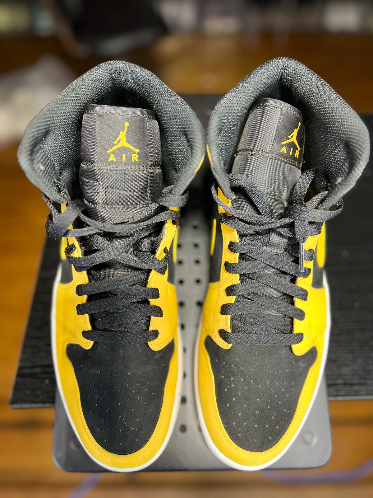 Jordan 1 Mid
