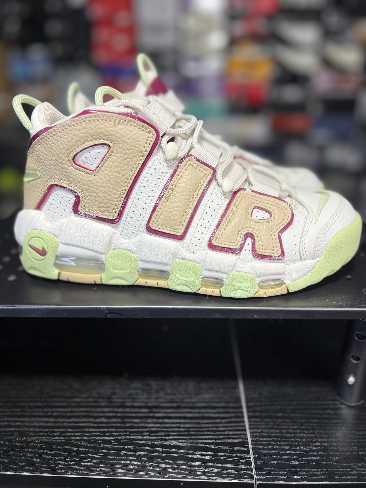 Nike Uptempo
