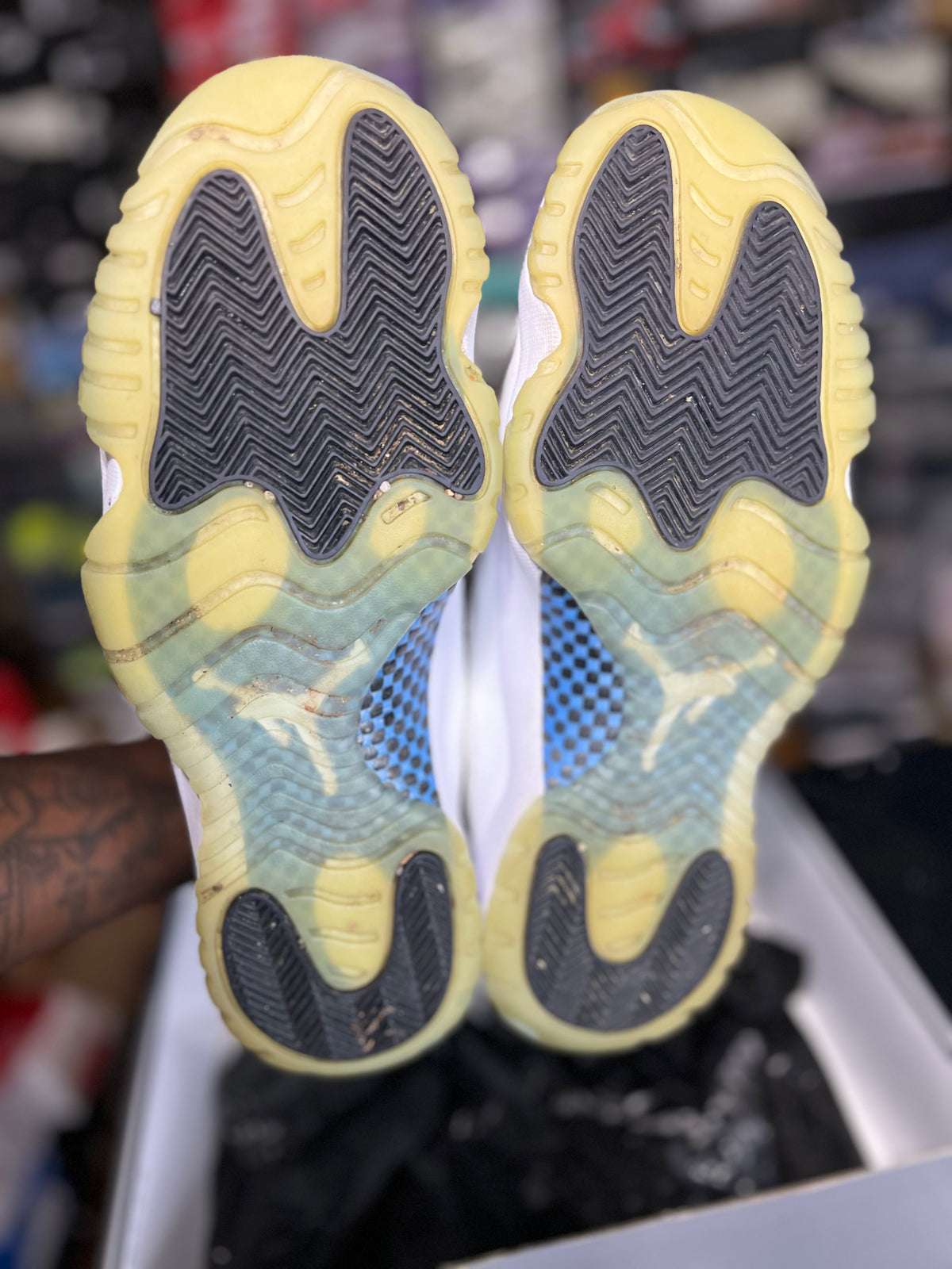 Air Jordan 11 Retro Low “ Legend Blue” (11M) *Pre-Loved*