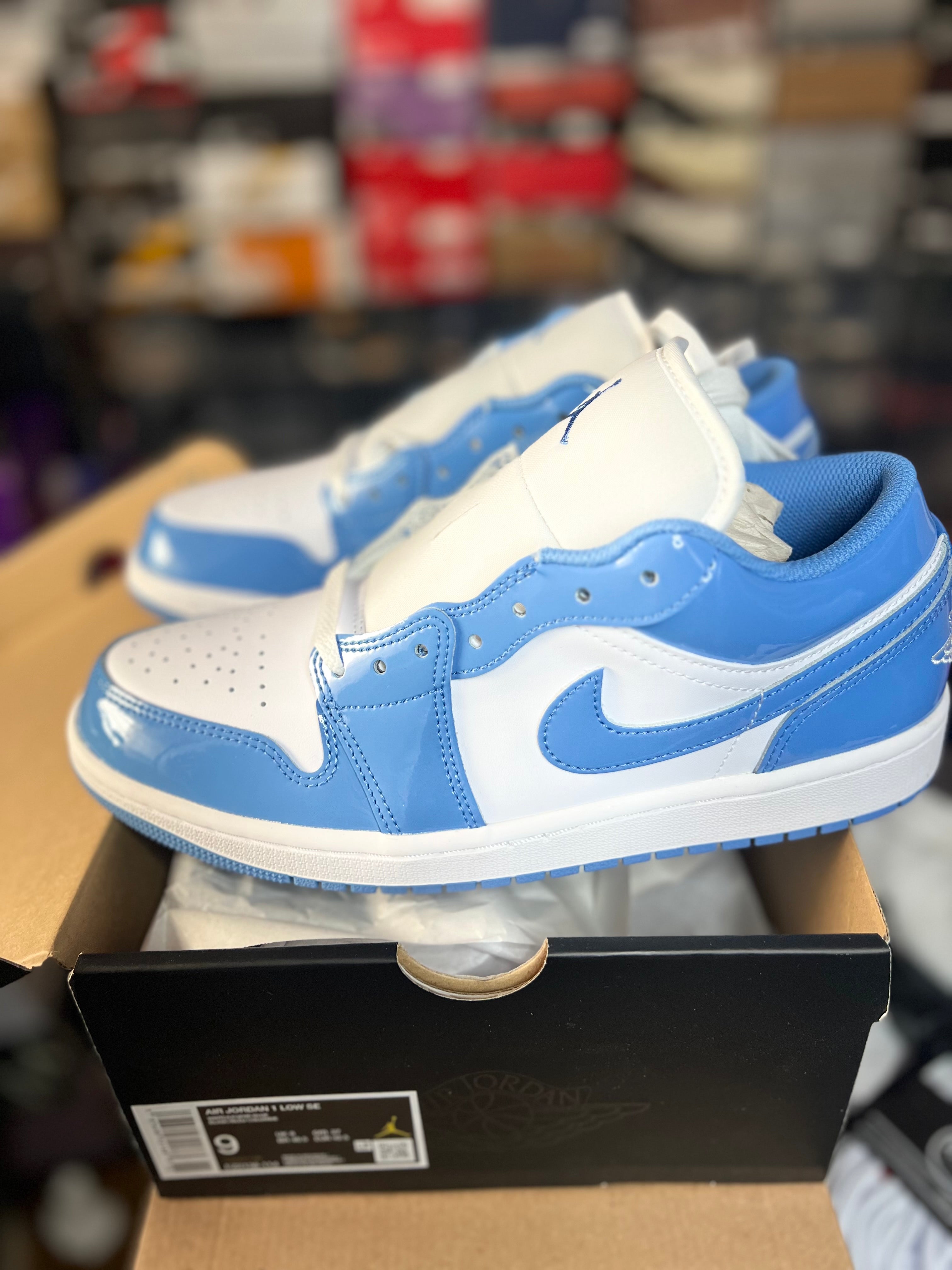 Jordan 1 Low SE "White/Legend Blue" — Size 9 · New