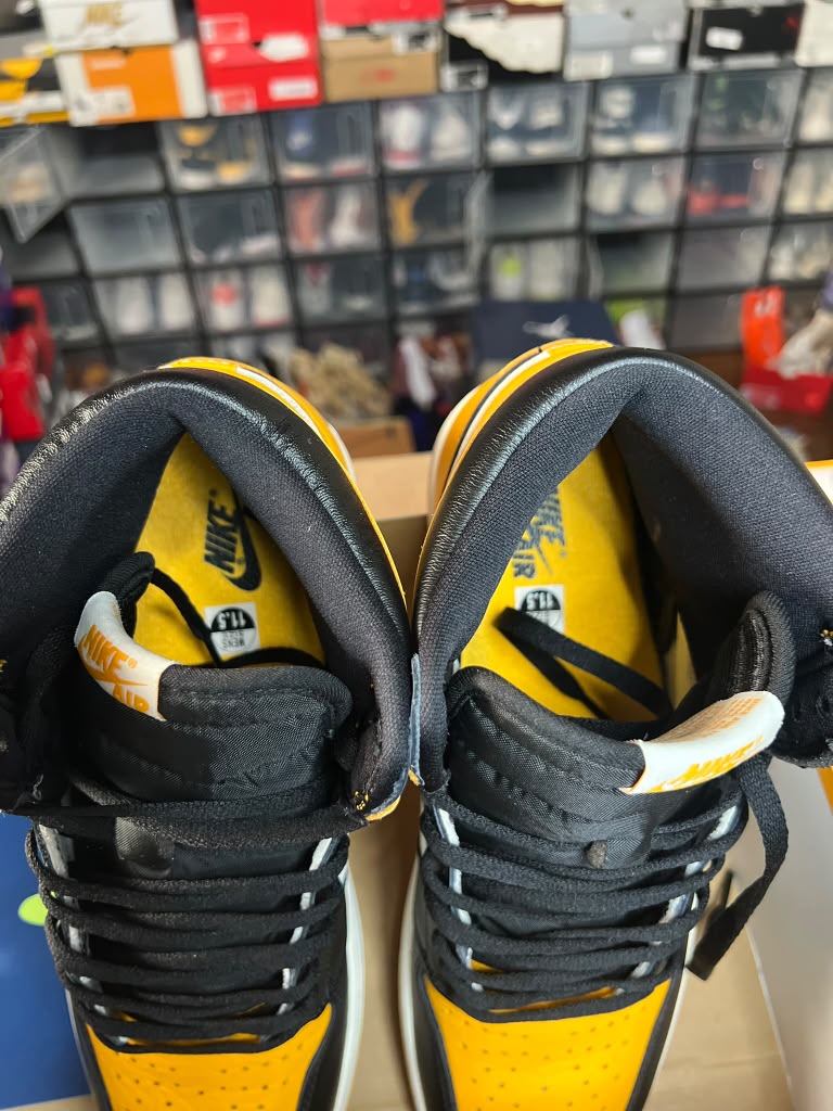 Air Jordan 1 Retro High OG "Taxi" (Style Code: 555088-711) *Pre-Loved*