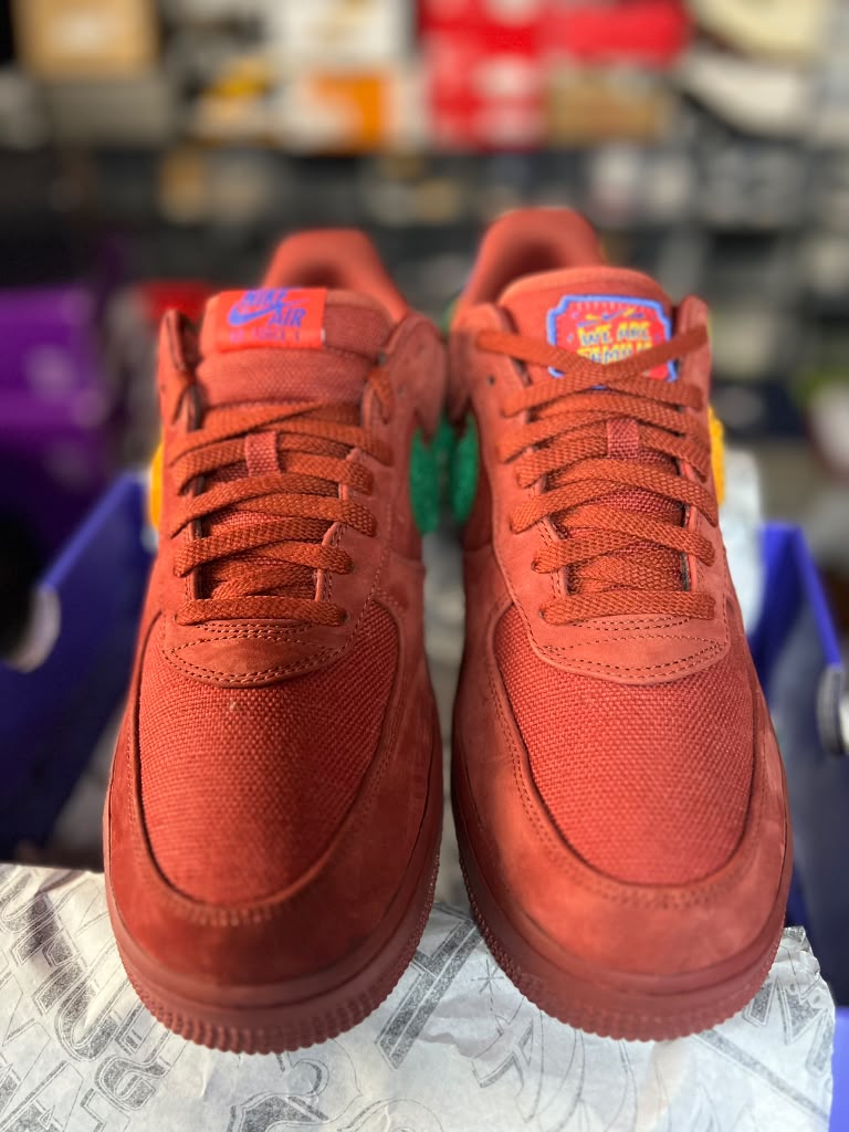 Nike Air Force 1 Low SP "La Familia" (Style Code: DV5153-600) *PRE-LOVED*