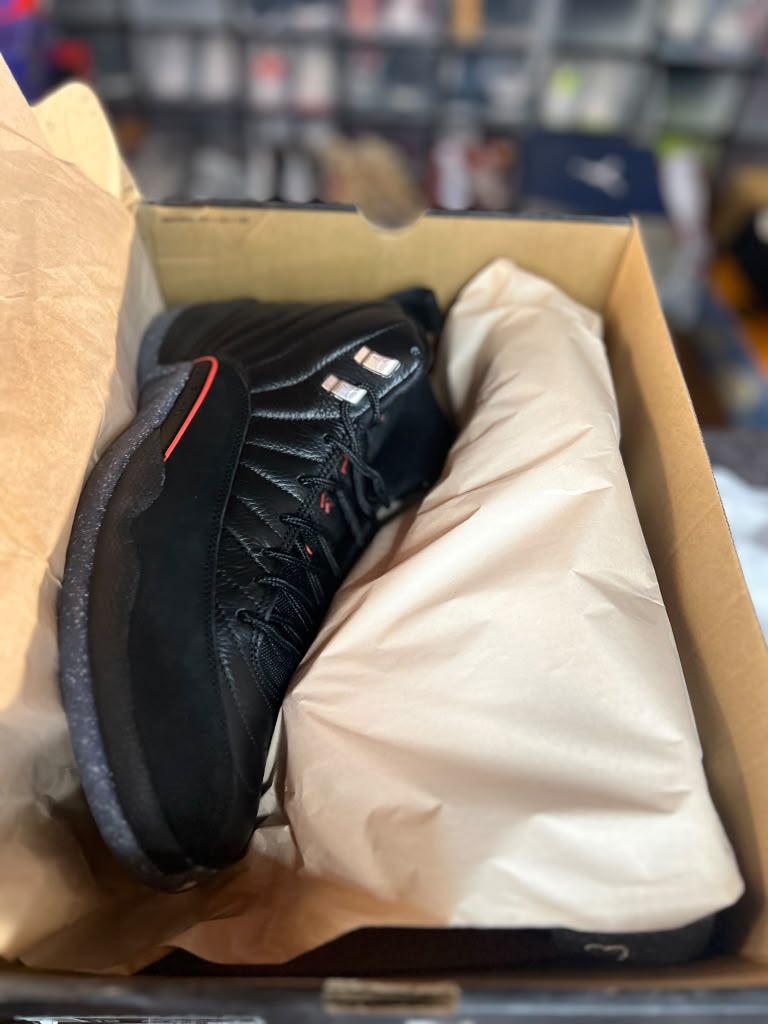 Air Jordan 12 Retro "Utility Black" (Style Code: DC1062-006) *PRE-LOVED*