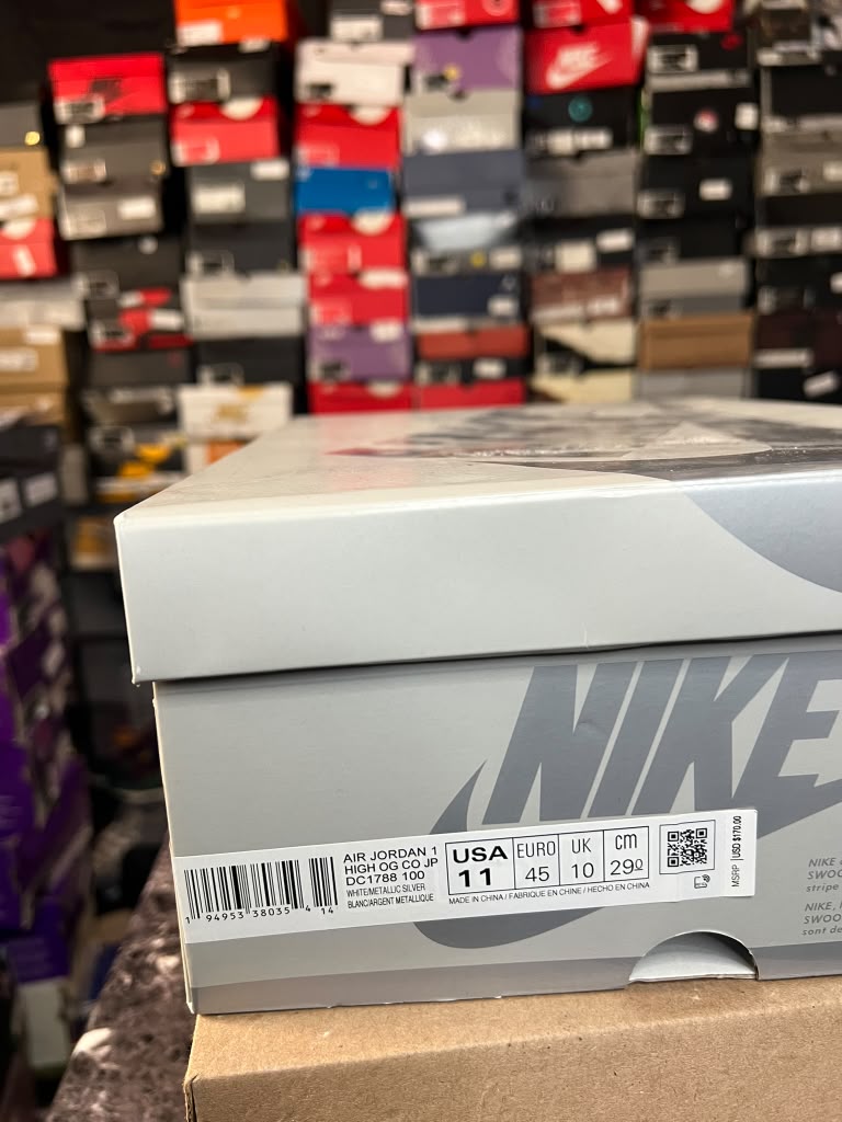 Air Jordan 1 High OG CO.JP "Midnight Navy" (Style Code: DC1788-100) *PRE-LOVED*