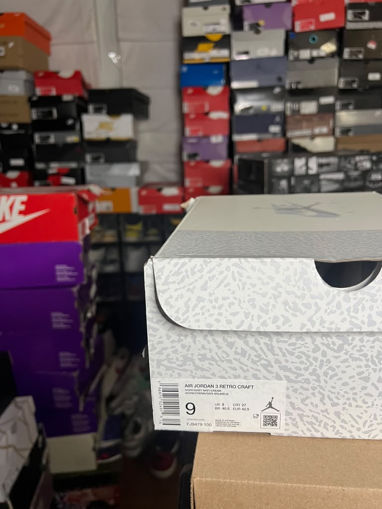 Air Jordan 3 Retro SE Craft "Ivory" (Style Code: FJ9479-100) *PRE-LOVED*
