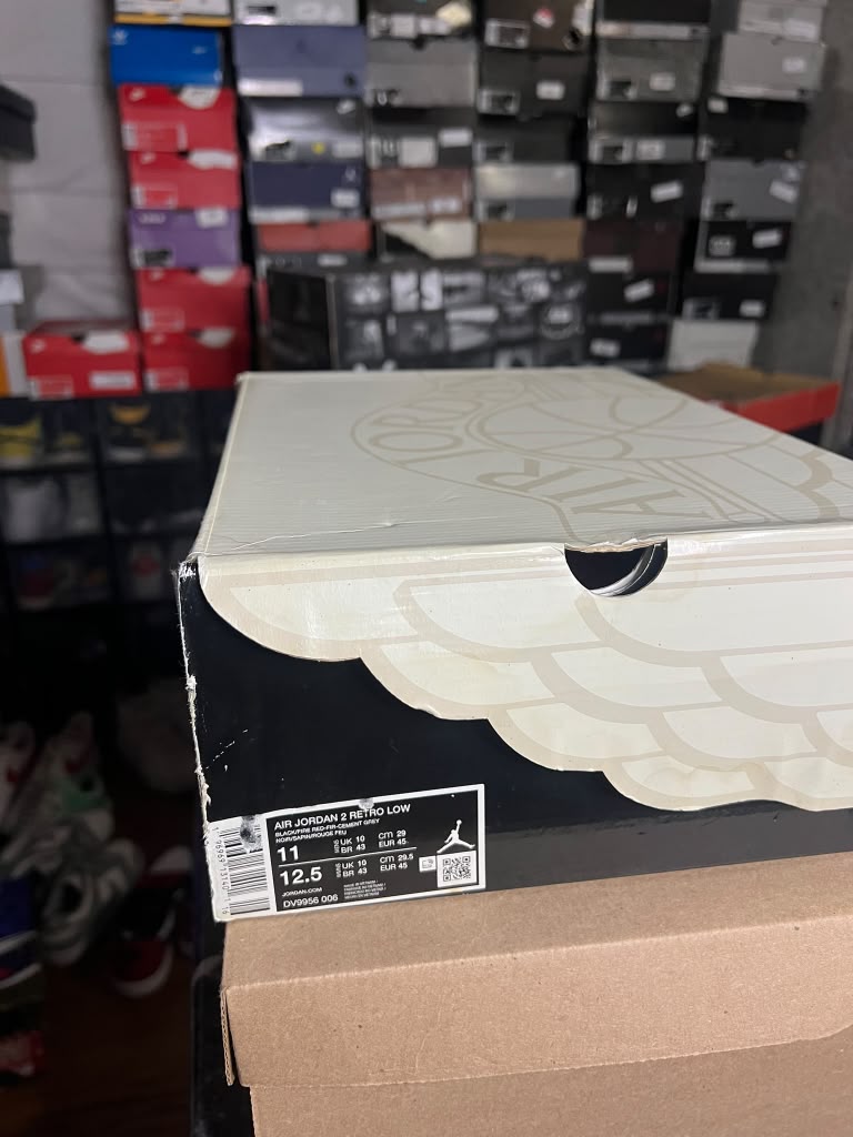 Air Jordan 2 Retro Low "Origins / Christmas" (Style Code: DV9956-006) *PRE-LOVED*