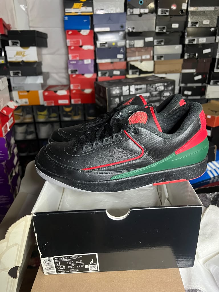 Air Jordan 2 Retro Low "Origins / Christmas" (Style Code: DV9956-006) *PRE-LOVED*