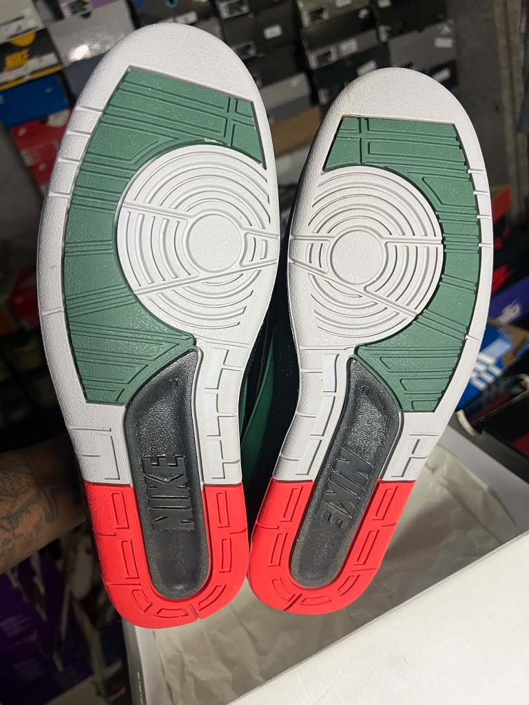 Air Jordan 2 Retro Low "Origins / Christmas" (Style Code: DV9956-006) *PRE-LOVED*