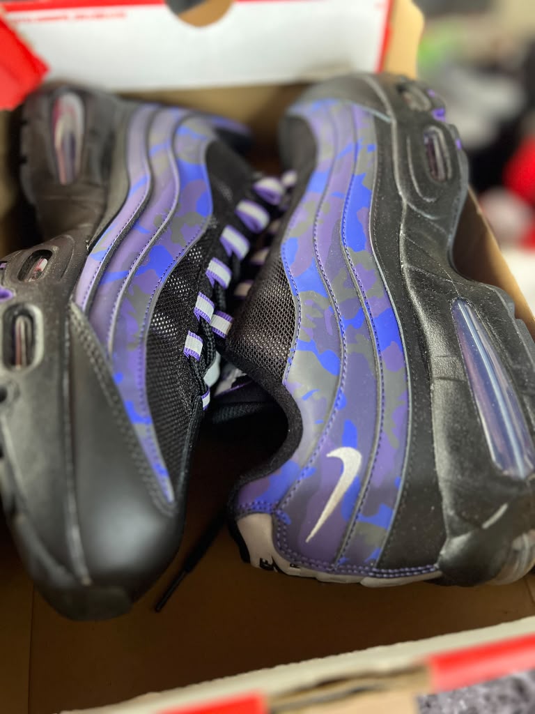 Nike Air Max 95 OG QS "Court Purple / Wild Grape Camo" (Style Code: HQ1973-500) *NEW*