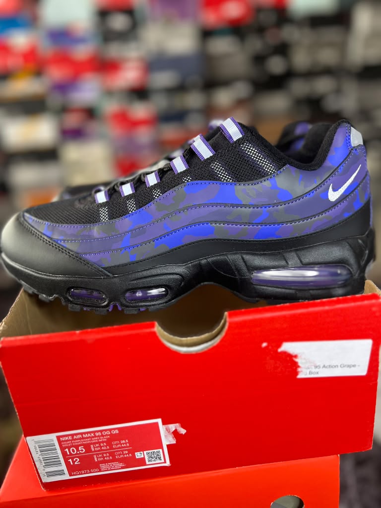 Nike Air Max 95 OG QS "Court Purple / Wild Grape Camo" (Style Code: HQ1973-500) *NEW*