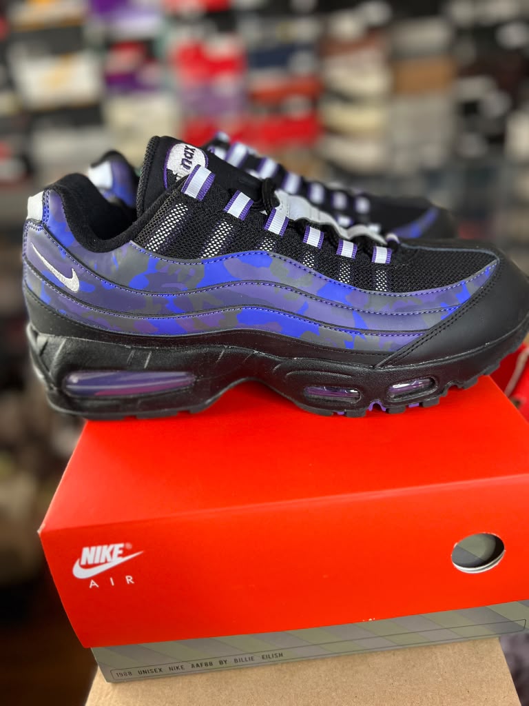 Nike Air Max 95 OG QS "Court Purple / Wild Grape Camo" (Style Code: HQ1973-500) *NEW*