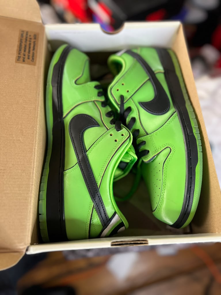 The Powerpuff Girls x Nike Dunk Low Pro SB QS "Buttercup" (Style Code: FZ8319-300) *NEW*