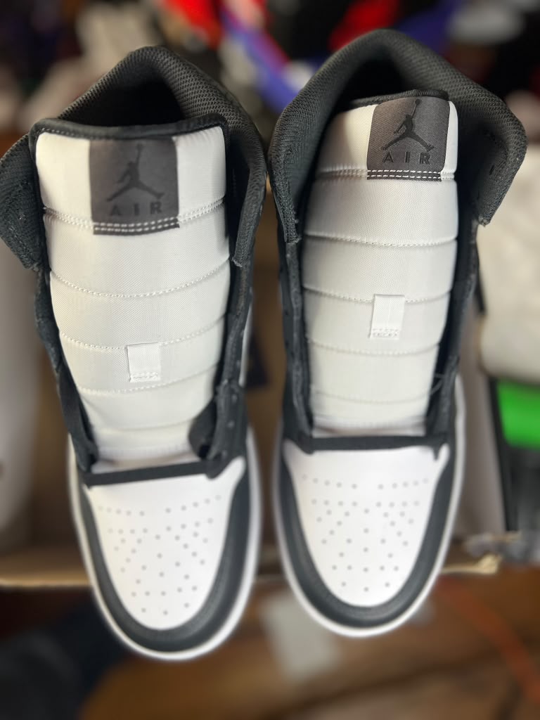 Air Jordan 1 Mid SE "Panda Elephant" (Style Code: FB9911-001) *NEW*