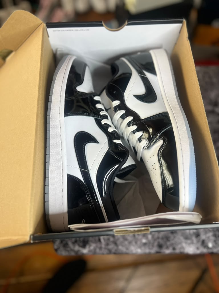Air Jordan 1 Low SE "Concord" (Style Code: DV1309-100) *PRE-LOVED*