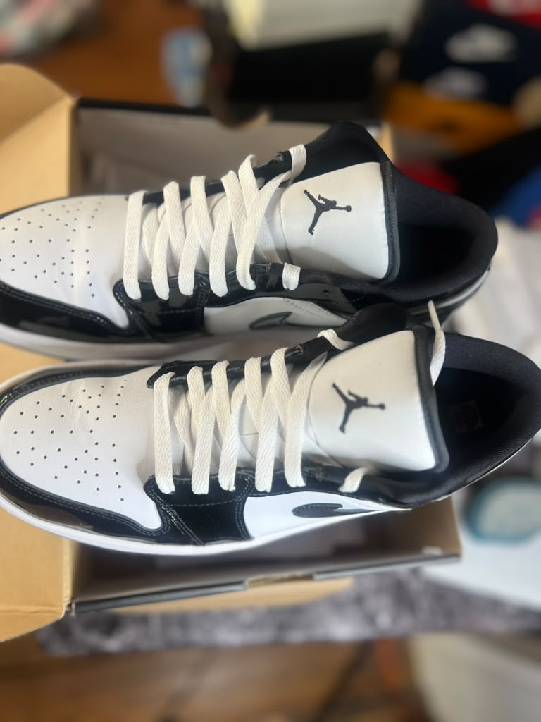 Air Jordan 1 Low SE "Concord" (Style Code: DV1309-100) *PRE-LOVED*