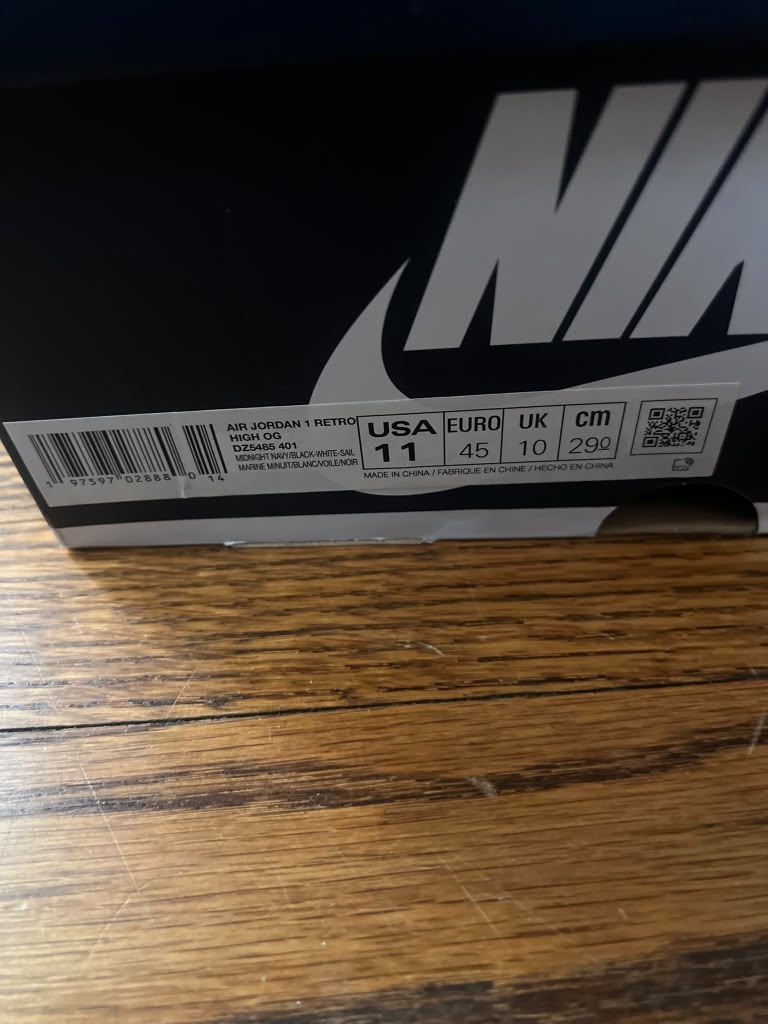 Air Jordan 1 Retro High OG "Midnight Navy" (Style Code: DZ5485-401) *NEW*