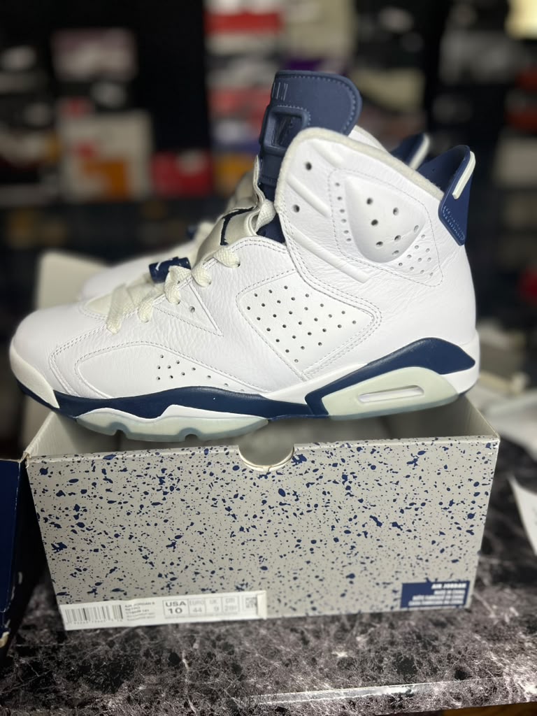 Air Jordan 6 Retro "Midnight Navy" (Style Code: CT8529-141) *PRE-LOVED*