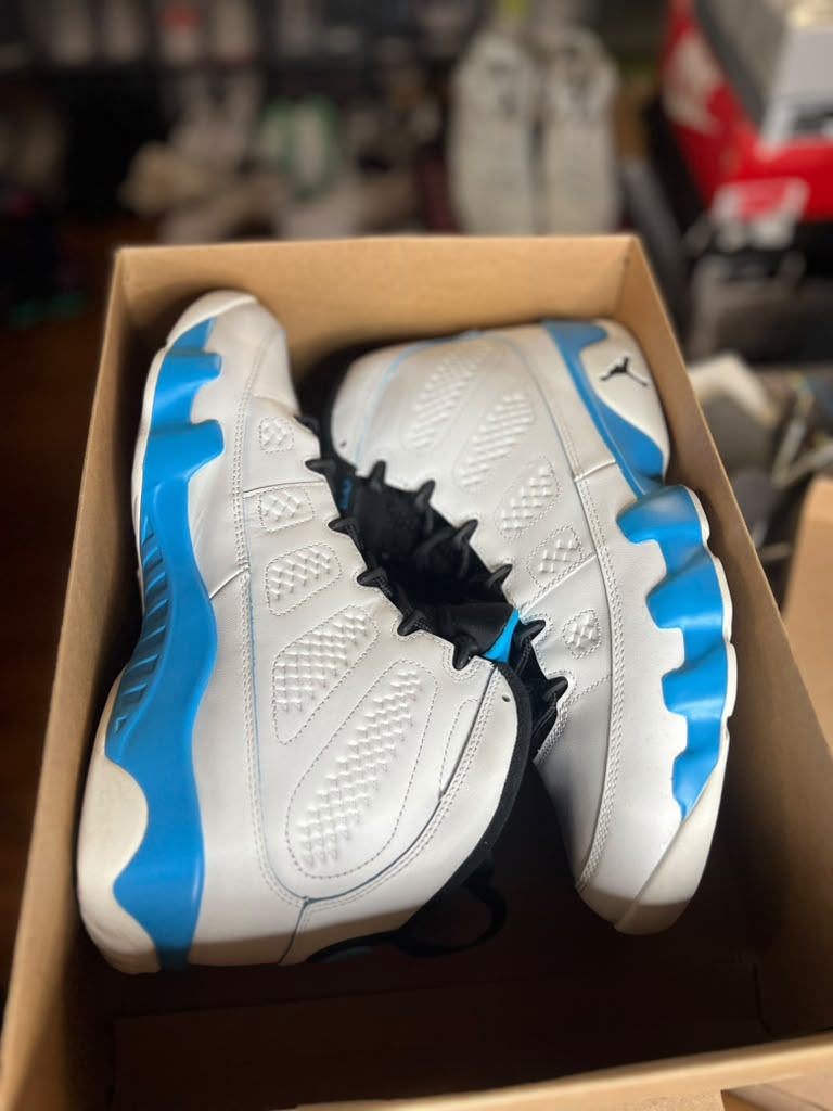 Air Jordan 9 Retro "Powder Blue" (Style Code: FQ8992-101) *NEW*