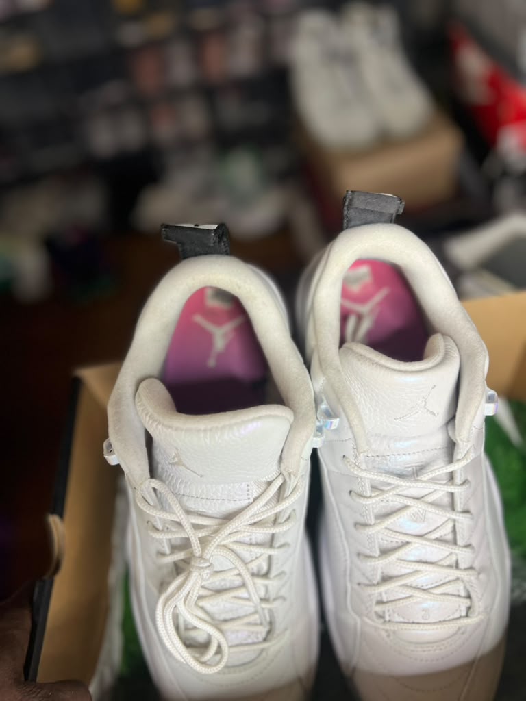 Air Jordan 12 Retro Low "Easter / Lagoon Pulse" (Style Code: DB0733-190) *PRE-LOVED*