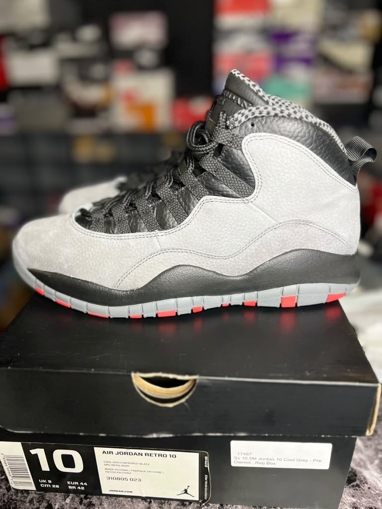 Air Jordan 10 Retro "Cool Grey / Infrared-Black" (Style Code: 310805-023) *PRE-LOVED*