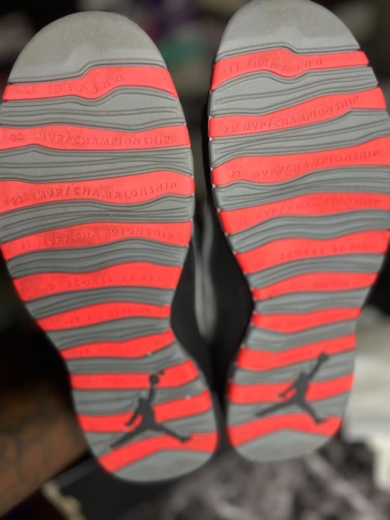 Air Jordan 10 Retro "Cool Grey / Infrared-Black" (Style Code: 310805-023) *PRE-LOVED*