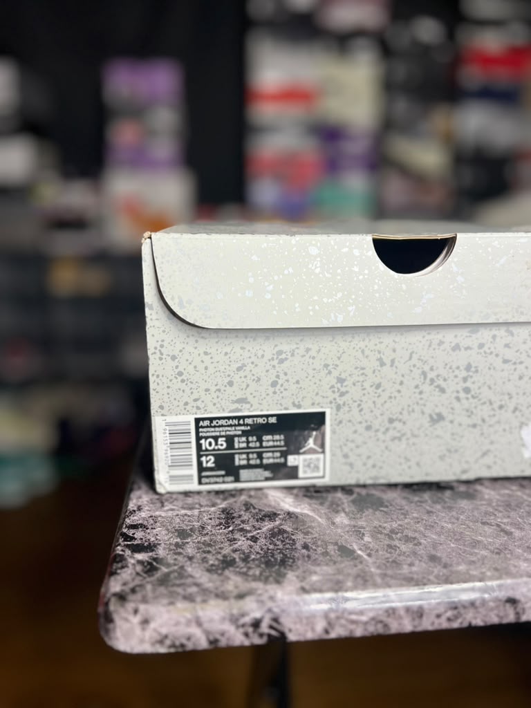 Air Jordan 4 Retro SE Craft "Photon Dust" (Style Code: DV3742-021) *PRE-LOVED*