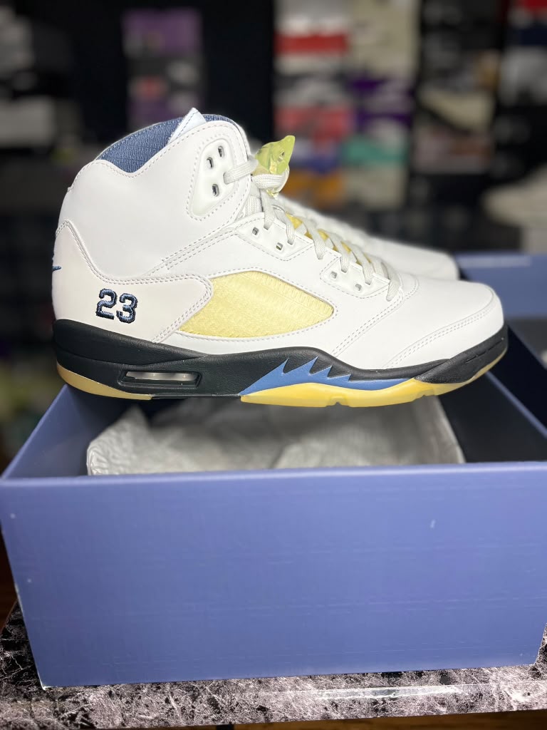 Air Jordan 5 Retro SP x A Ma Maniére "Dawn" (Style Code: FZ5758-004) *NEW*