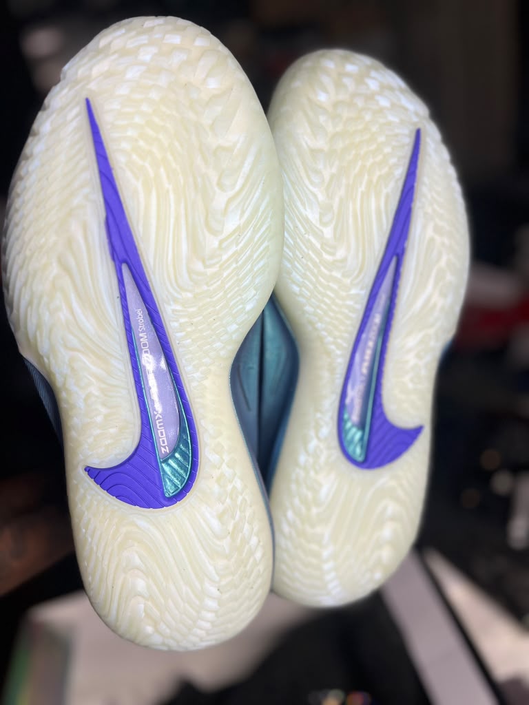 Nike Air Zoom GT Cut 4 "Preheat" (Style Code: IQ6206-500) *PRE-LOVED*