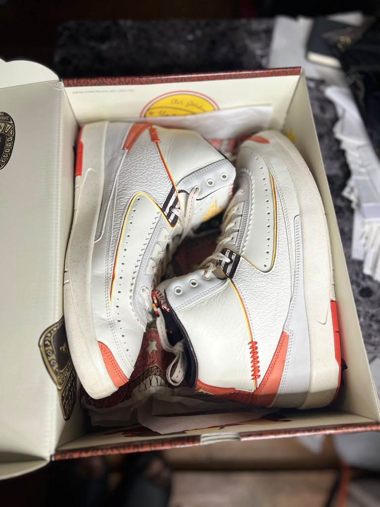 Air Jordan 2 Retro SP x Maison Château Rouge "United Youth International" (Style Code: DO5254-180) *PRE-LOVED*