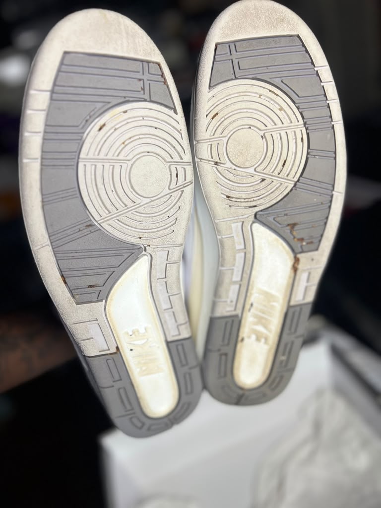 Air Jordan 2 Retro "Cement Grey / White Cement" (Style Code: DR8884-100) *PRE-LOVED*